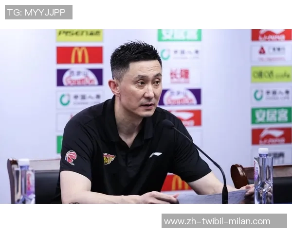 杜锋赢球也不高兴！承受记者采访，指出广东队的存在问题